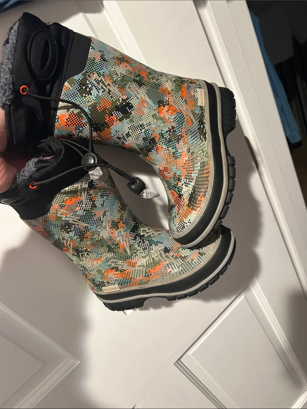 Western Chief Kids Camouflage Rain and snow Boots in Green and Orange